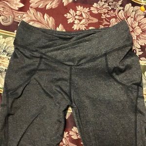 3/$22 Women’s Work Out Scrunch Butt Leggings Small